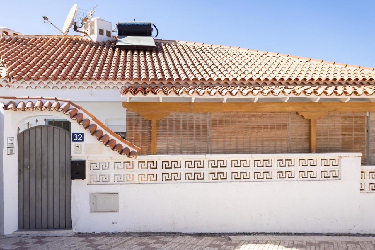 Coastal Hideaway Villa Puerto de Santiago  Luaran gambar